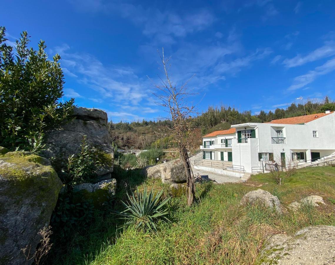 Apartamento Encosta Do Sol Canas de Senhorim Exterior foto